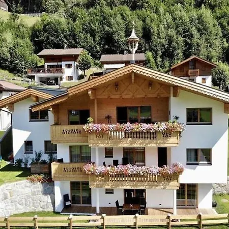 Apartmán In Wald Near Zillertal Slopes, Cleaning Included *