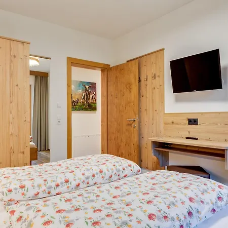 In Wald Near Zillertal Slopes, Cleaning Included Apartmán Wald im Pinzgau
